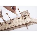 Ugears 3D dřevěné mechanické puzzle Železniční nástupiště
