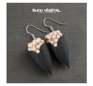 Živé šperky - Náušnice Tulipán černé s trvalými bílými kvšty