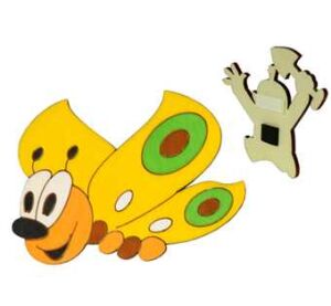 DoDo Dřevěná dekorační magnetka motýl žlutý