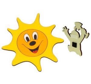 DoDo Dřevěná dekorační magnetka sluníčko