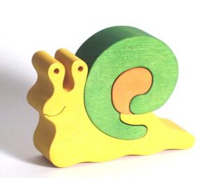 Fauna Dřevěné vkládací puzzle z masivu velký šnek zelený